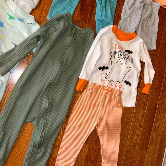 Baby boy pajamas size 12m